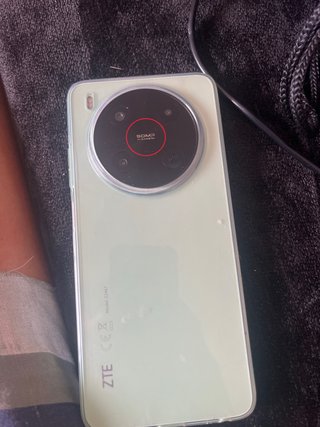 ZTE Z2468 Verde Como Nuevo