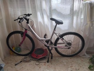 Bicicleta de Montaña BH Blanca y Rosa