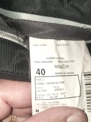 Trajes de novio negro con raya cobriza .completo