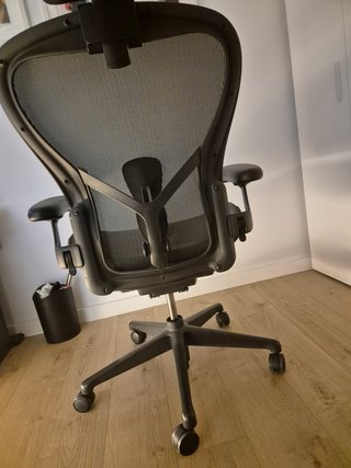 Silla Herman Miller Aeron Remastered Negra