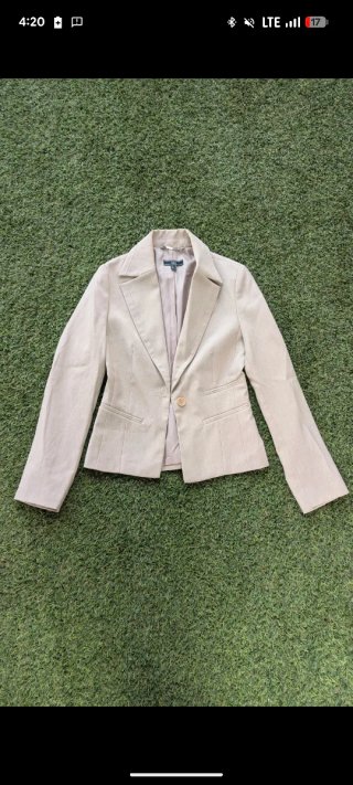 Americana crema mujer