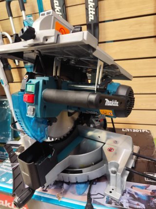 Ingletadora Makita LH1201FL 305mm