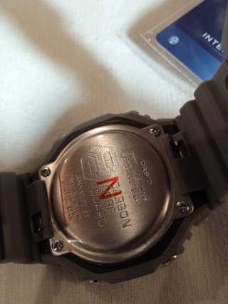 Reloj G-sh0ck GA 2100