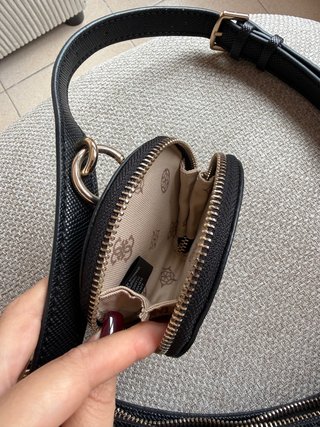 Bolso Guess Negro Pequeño con Monedero