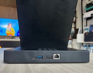 Mini Tótem Digital 15,6” No Táctil Negro Signboox