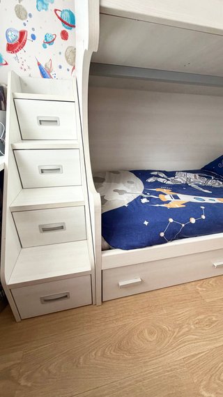 Dormitorio Juvenil con Literas