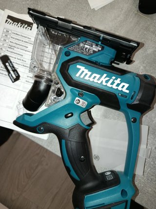 Makita DSD180Z Sierra para Drywall Inalámbrica