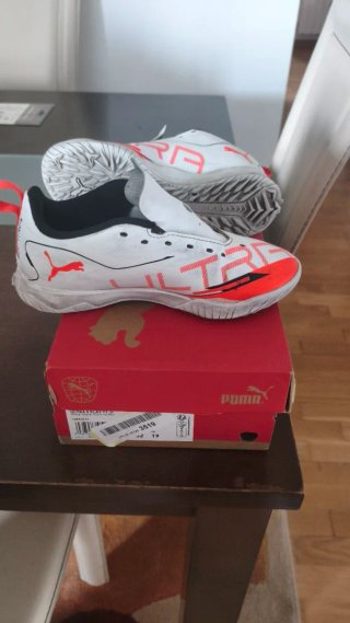 Zapatillas multitaco Puma Ultra 5.3 FG/  Talla 32