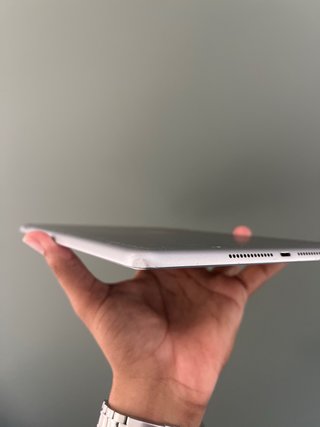 iPad  (6ª Gen) A1893de 32GB –negro/plata