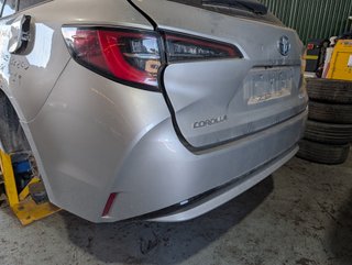 DESPIECE COMPLETO DE TOYOTA COROLLA TOURING SPORS