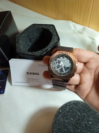 Reloj G-sh0ck GM 2100