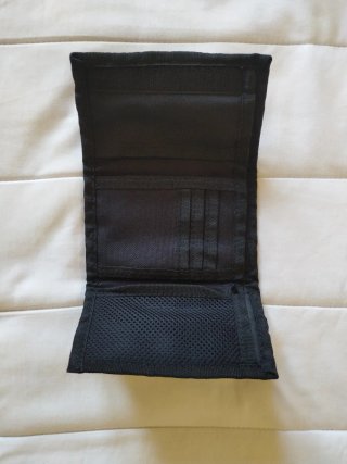 Cartera deportiva negra Adidas