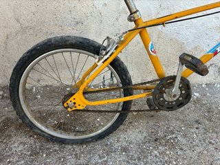 Bicicleta BMX Dixi Amarilla.
