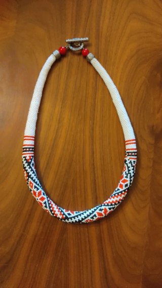 Collar de Abalorios Artesanal