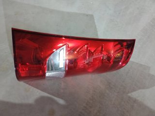 Piloto Trasero Mercedes V 220 d 2022