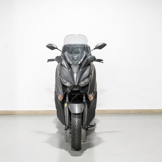 Yamaha XMAX 300