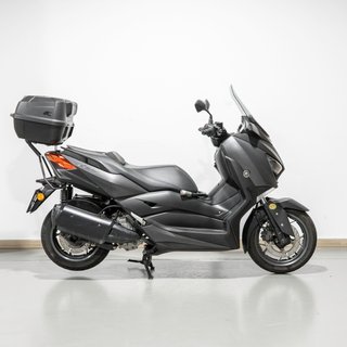 Yamaha XMAX 300