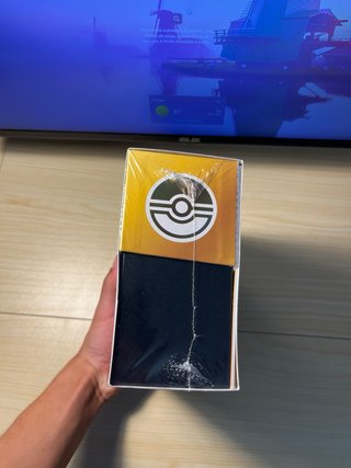 Elite Trainer Box Pokémon 30th Celebration