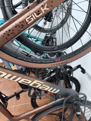 Bicicleta Megamo SILK Gravel M Carbono