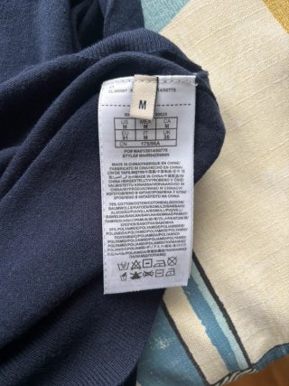 Jersey Guess Azul Marino Cuello Pico Algodón Fino