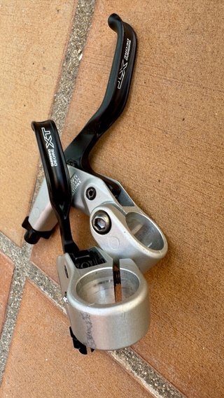 Manetas Freno Shimano Deore XT M739