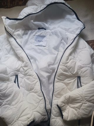 Chaquetón Bershka Blanco