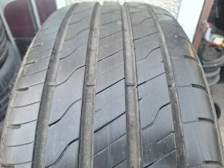 235 50 R19 103V Goodyear - 1 neumático +95%