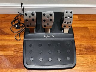 Volante Logitech G920 con Pedales
