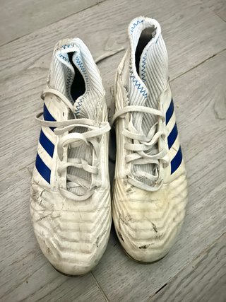 Bambas de fútbol Adidas talla 37