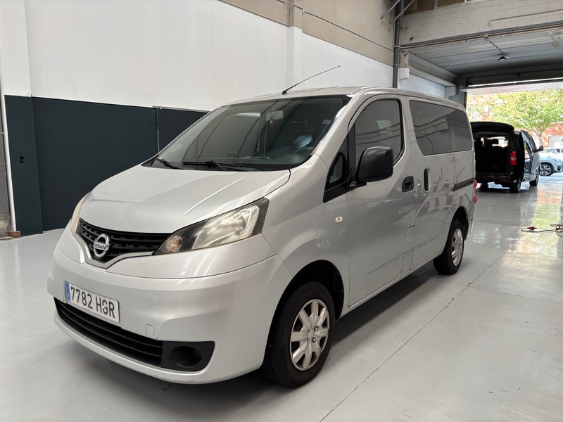 Nissan Evalia 2011