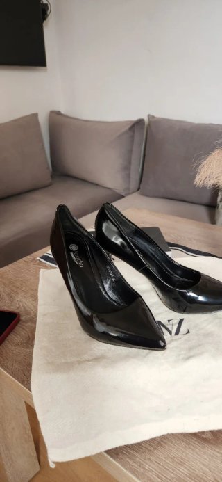 Zapatos de Tacón Negros