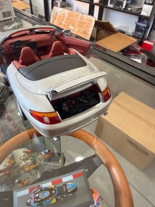 Porsche carrera 911 996 Cabrio 1:18 Gate