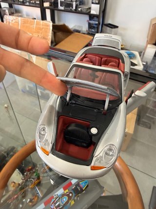 Porsche carrera 911 996 Cabrio 1:18 Gate