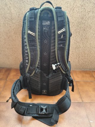 Mochila EVOC FR TOUR E-RIDE Verde Oliva talla M/L