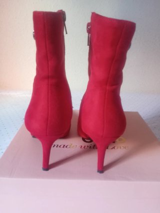 BOTINES ROJOS MUJER Y BOLSO