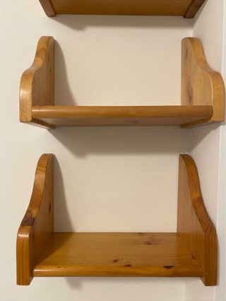 3 Estanterías de madera