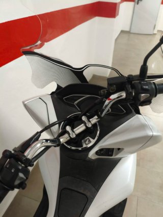 Honda PCX 2020 Blanca