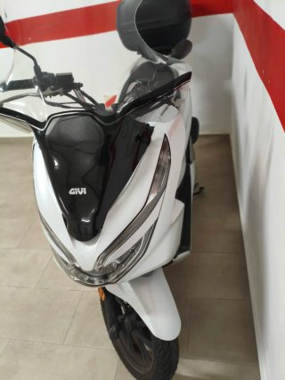 Honda PCX 2020 Blanca