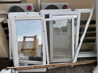 Ventana de madera para recoger gratis