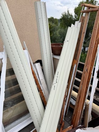 Ventana de madera para recoger gratis