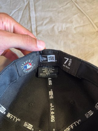 Gorra New Era 59FIFTY NY Yankees Negra Palomas75/8