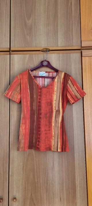 Top/maglia  vintage fantasia. Made in Italy
