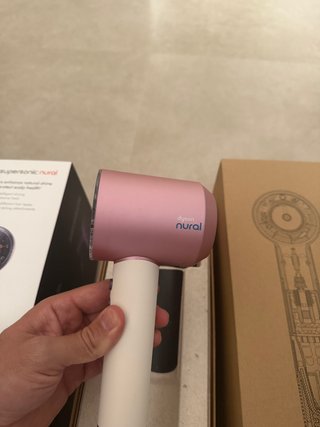 Dyson Supersonic Nural Rosa e Bianco
