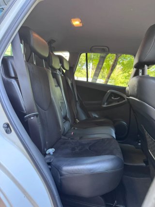 Toyota RAV4 2013