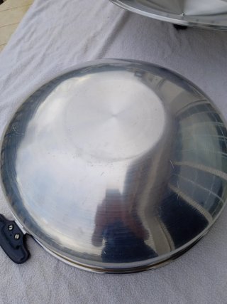 Lote 2 Cacerolas Grandes de Aluminio 40 cm y 36 cm