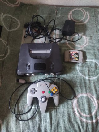 Nintendo 64 (4)  europea Completa + Juego
