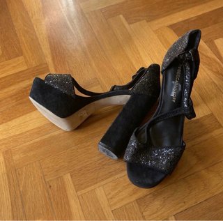 Sandalias tacón Rebecca Minkoff negras glitter