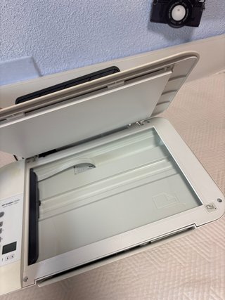 Stampante HP Bianca. Deskjet 2540