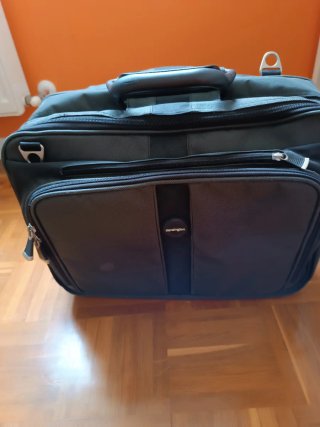 Maletín Viaje y Ordenador Kensington Negro/Gris