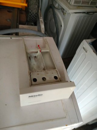 Cassetto per lavatrice Miele Novotronic W 828